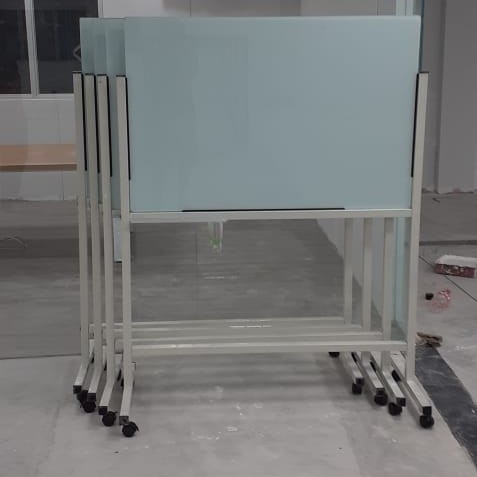 

Glass board Standing 100 × 130 Cm