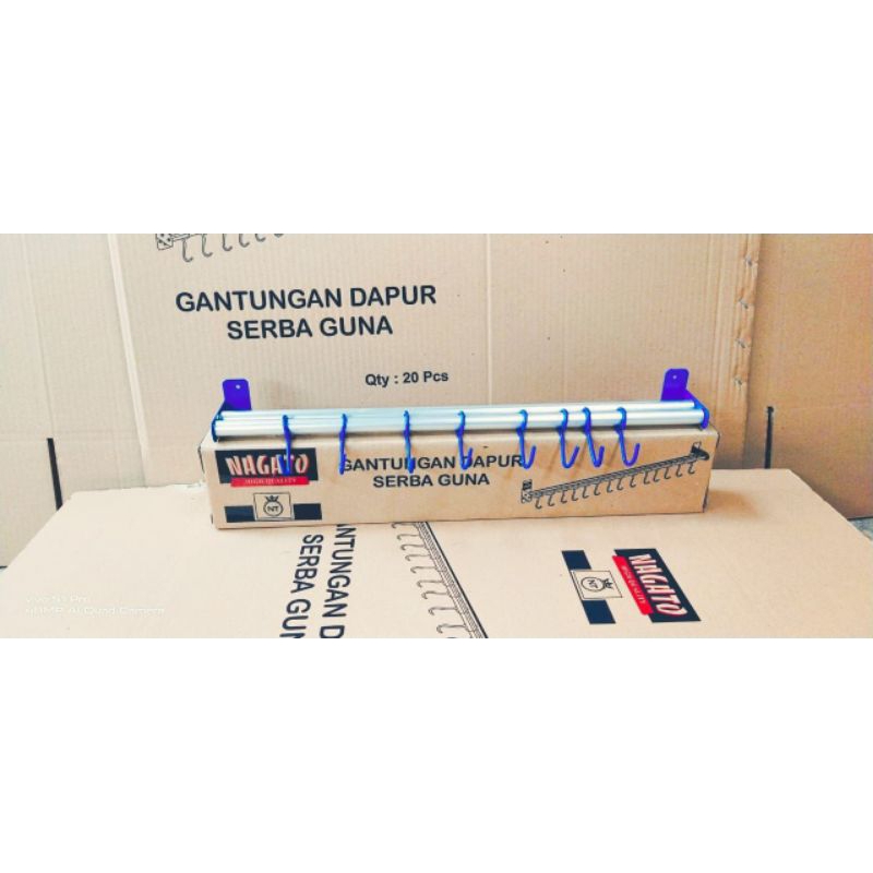 Gantungan dinding dapur nagato
