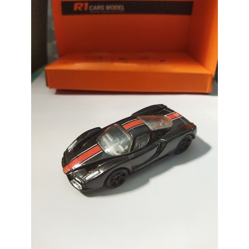 hotwheels enzo ferrari