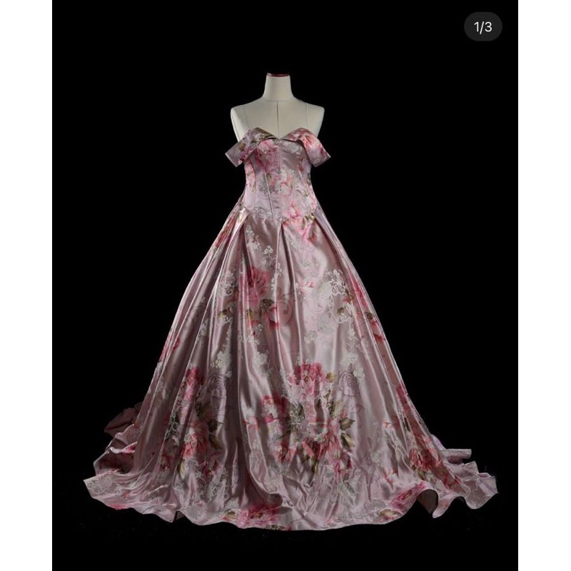 Preloved Gaun Jaquard Bunga Pink Ekor wedding/prewedding/party/prom/sweet 17