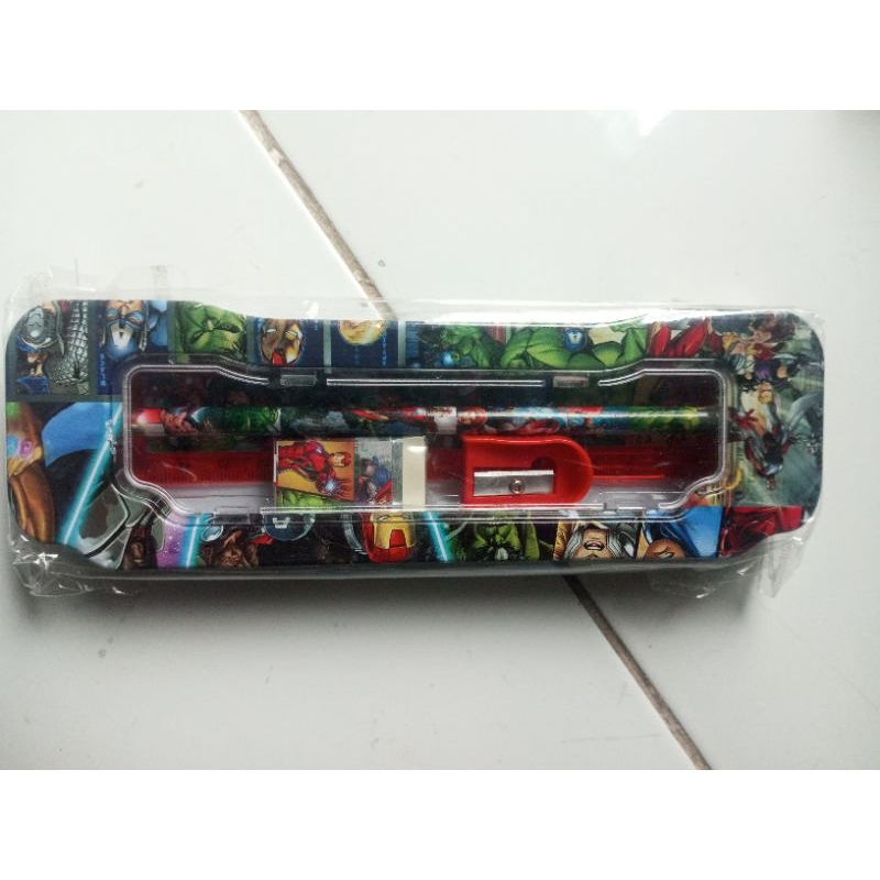 

Tempat Pensil bahan kaleng 1 set perlengkapan alat tulis anak