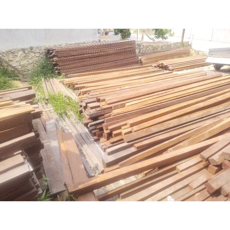 Papan Ulin, Besi Kalimantan