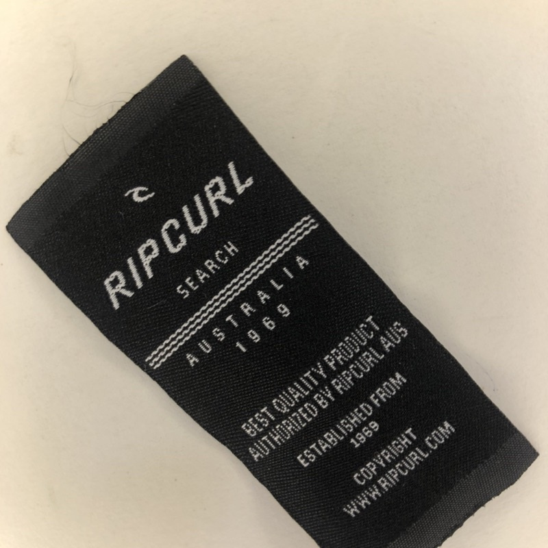 

RIPCURL FULL TAG SUPER PREMIUM CO 1X DIKIRIM 120PCS