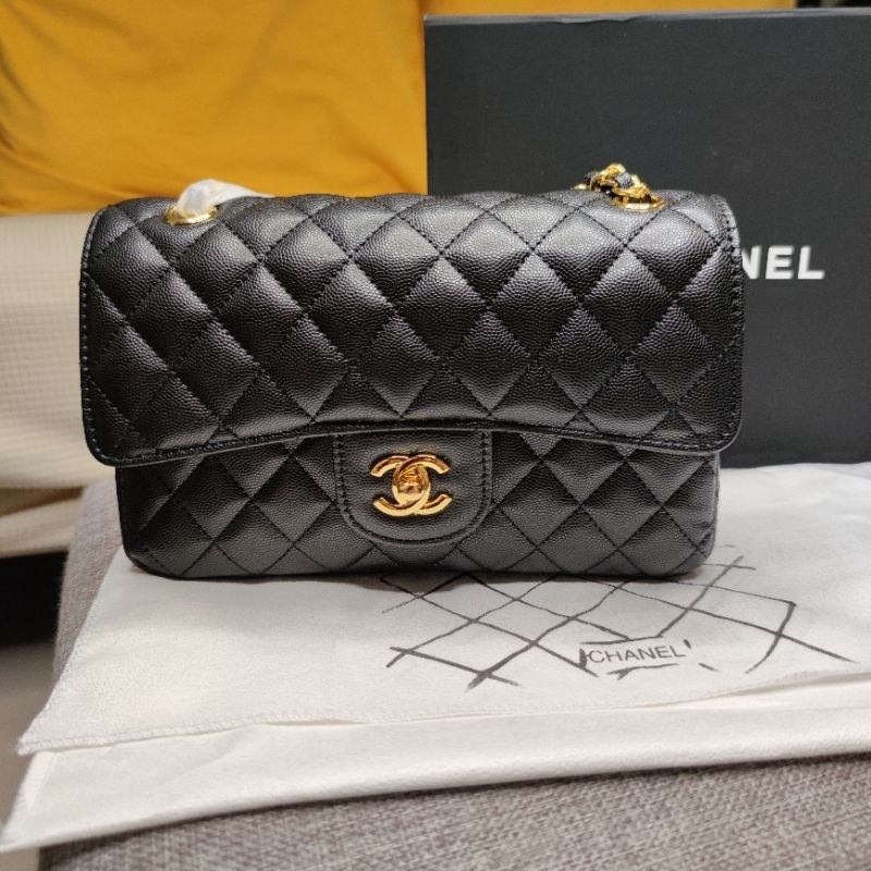 Chanel Classic Flap Bag A01113 Caviar Crossbody Bag