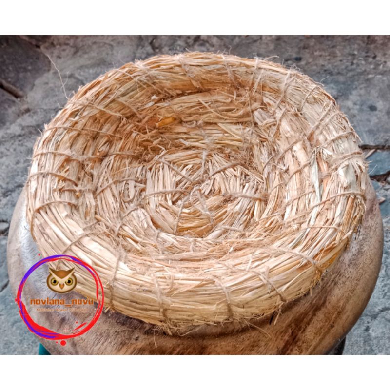 TARANGAN PUTER SARANG SUSUH SERAT ANYAMAN JERAMI BURUNG MERPATI DARA AYAM KATE TEMPAT BERTELUR BERTE