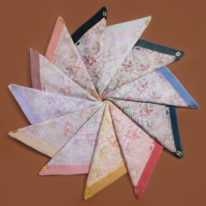 READY British Series 2 Buttonscarves