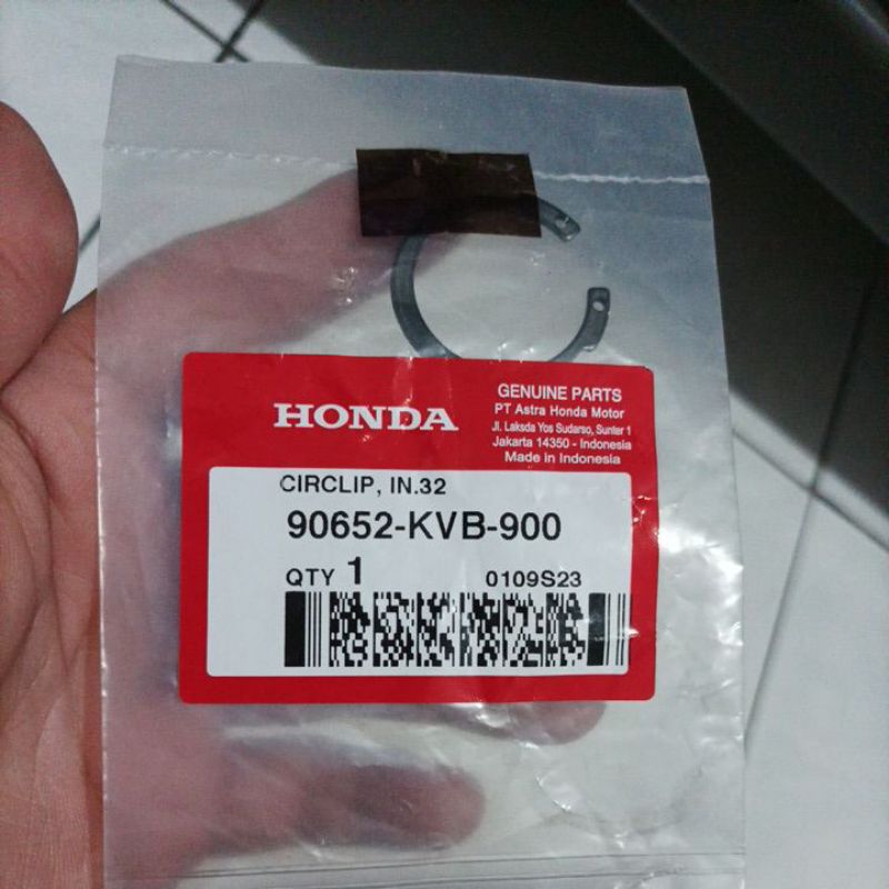 Circlip In 32mm Klip Laher Bak CVT BEAT VARIO SCOOPY SPACY 90652 KVB 900