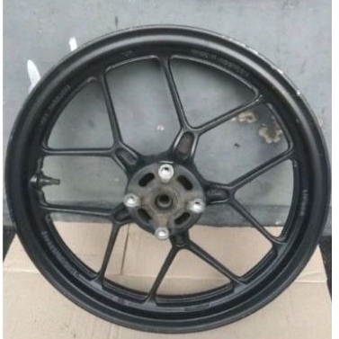velg depan Vario 150 LED,Vario 125 LED.barang second original lepasan motor.