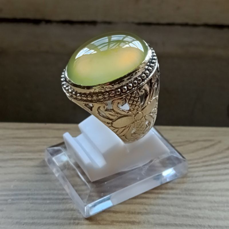 Batu Natural Aceh Idocrase Solar Change Color