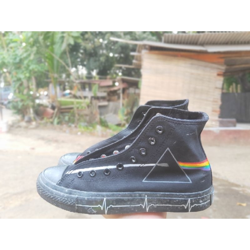 converse x pink floyd