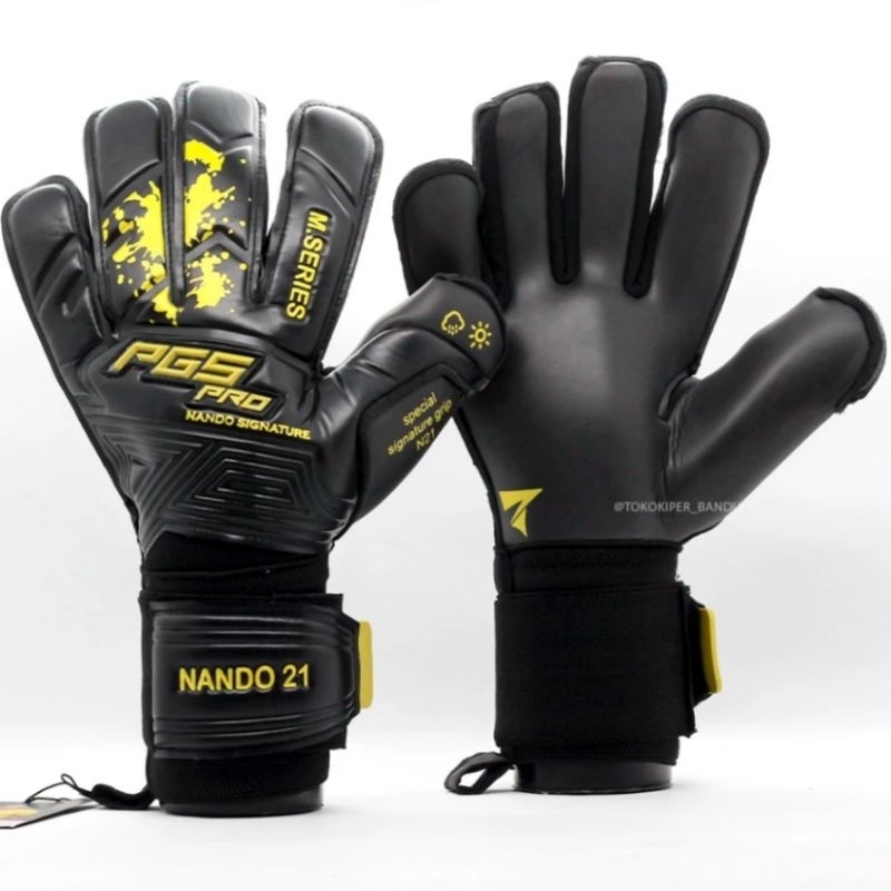 TERLARIS SARUNG TANGAN KIPER  DEWASA PGS PRO WINNER SERIES BLACK Gold  Sarung tangan kiper terbaru  