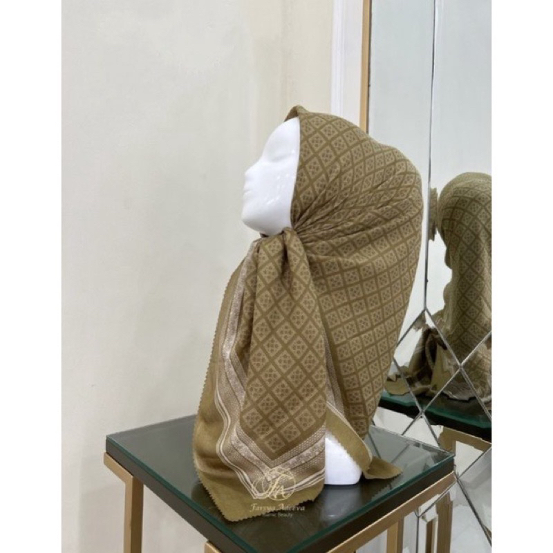 Hijab Segi Empat Voal Motif Hutari Warna Olive Kerudung Jilbab Terbaru