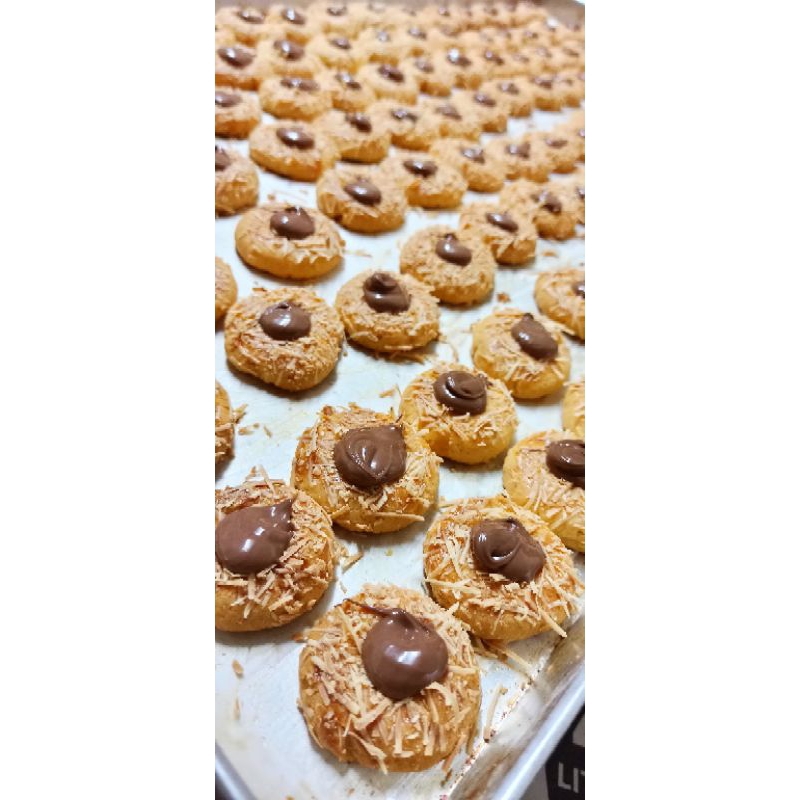 

KUE KERING, KUKER NUTELLA KEJU, NUTELLA, NUTELLA THUMBRINT, NUTELLA CHEESE, KUKER NATAL, LEBARAN