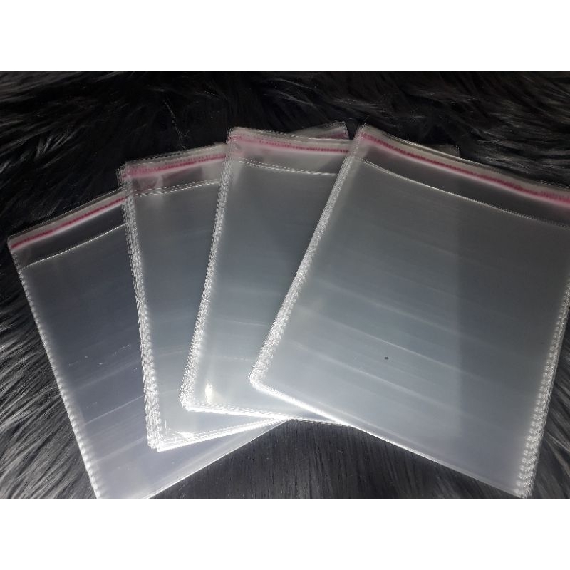 

PLASTIK OPP LEM PERFORASI ( lubang samping ) ukuran 15 x 16