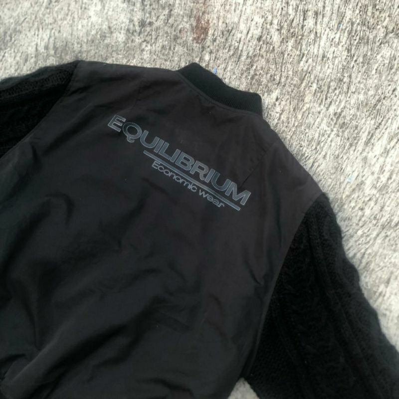 Jaket bomber unik THE RODEO CROWNS REWORKED