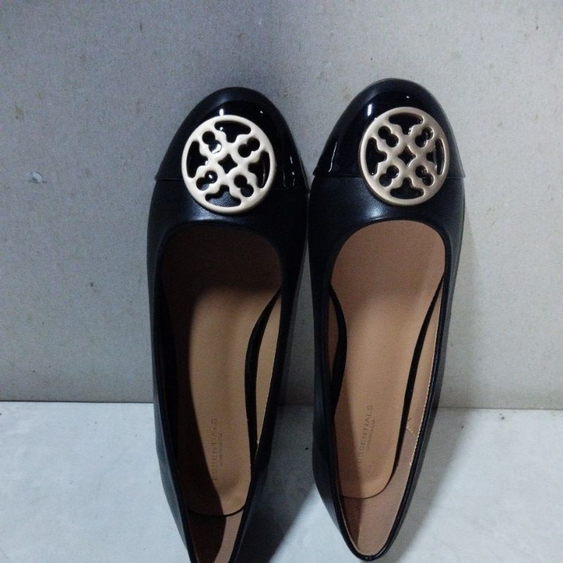 flat shoes urban & co