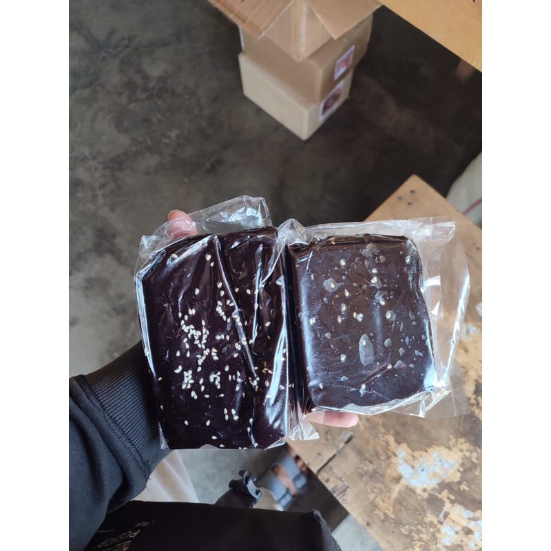 

Dodol geplak asli garut 1kg 2pcs