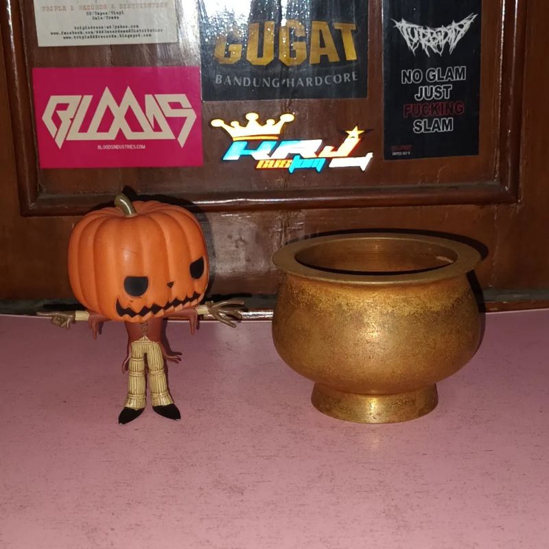 Hiolo Tempat Dupa Kuningan