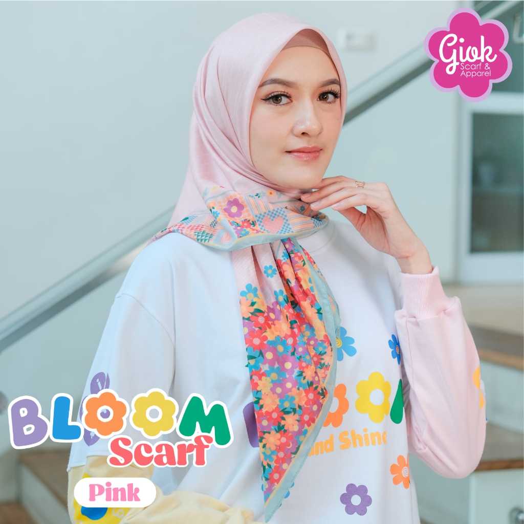 Bloom Scarf by Giok Scarf