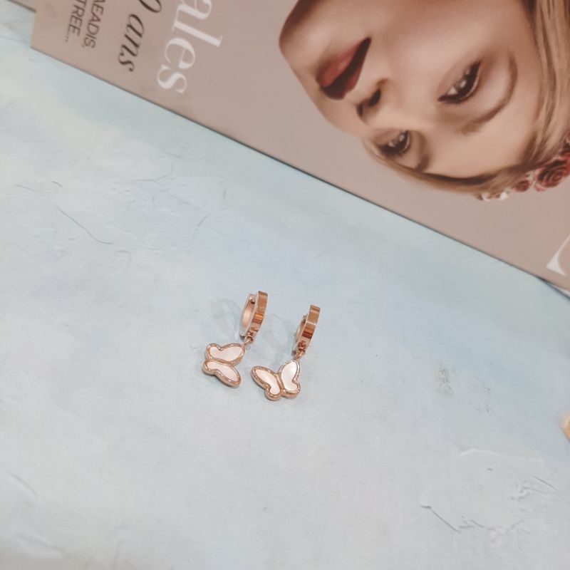 Anting Titanium / Anting Titanium Wanita Anti Karat