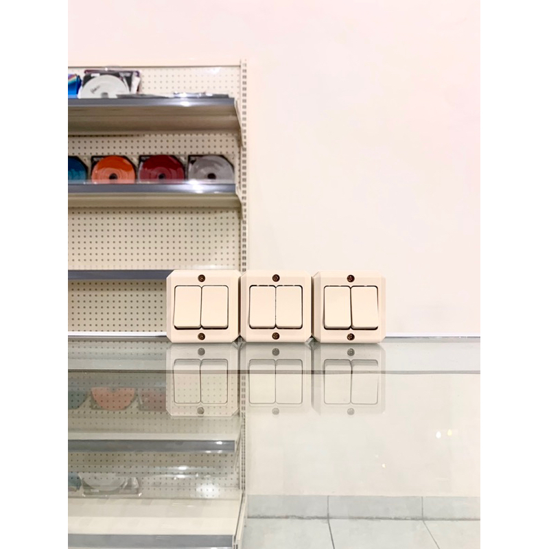 saklar tempel broco 2 mata