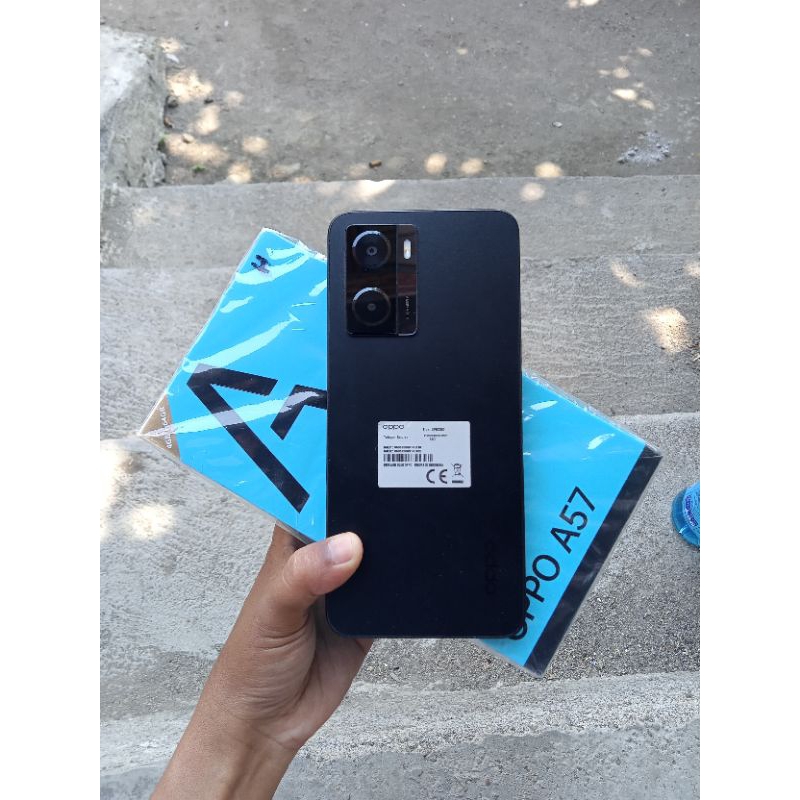 OPPO A57 ram 4/64