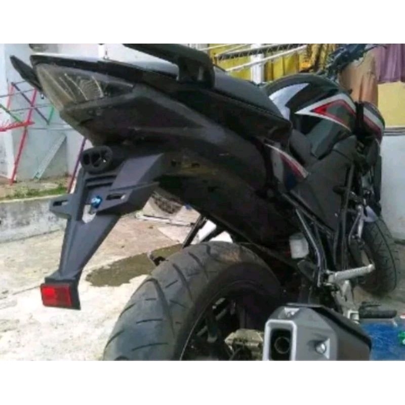 Fender Custom Belakang CB 150R Spakbor belakang CB 150