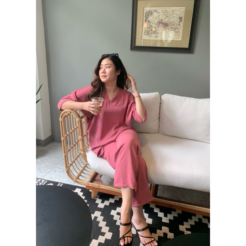 Set Vneck crinkle jumbo | Set jumbo wanita crinkle | Set lengan pendek wanita Oversize