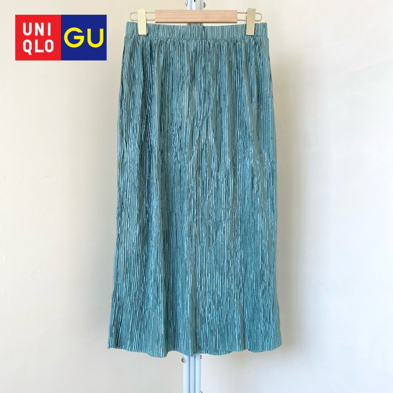 Plisket Shimmer Skirt GU Uniqlo