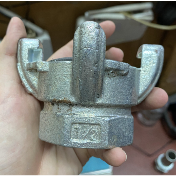 

Chicago Coupling FEMALE thread 1-1/2 / Drat dalam Limited