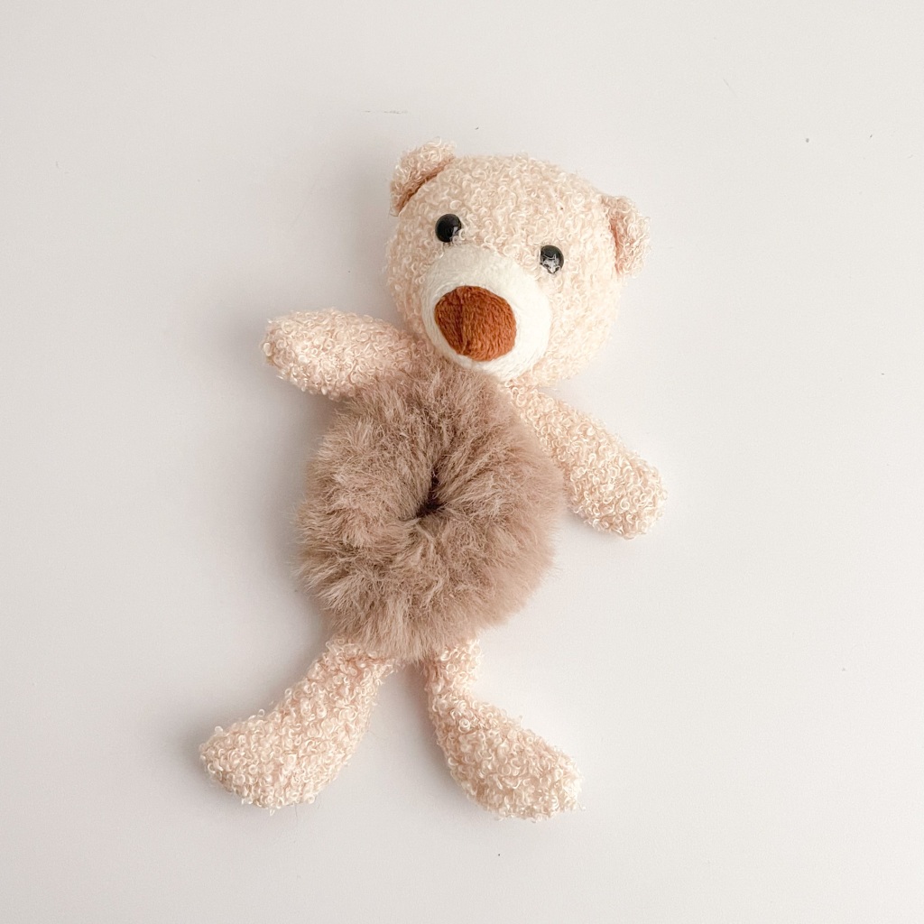 

Gift Inside - Teddy Scrunchie - Kado Ulang Tahun Cewek Hadiah Hampers Ulang Tahun Anniversary Wisuda Pacar Nikahan
