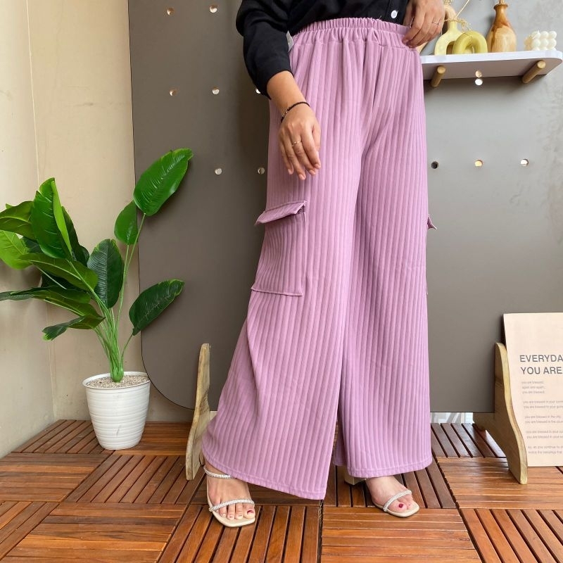Kulot cargo knit wanita/kulot wanita kekinian/kulot HW/kulot knit/kulot knit wanita terbaru/kulot ca