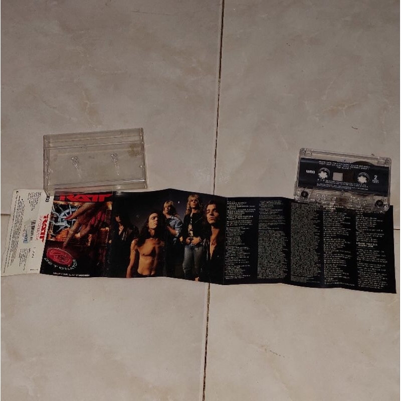 kaset barat original RATT album Detonator