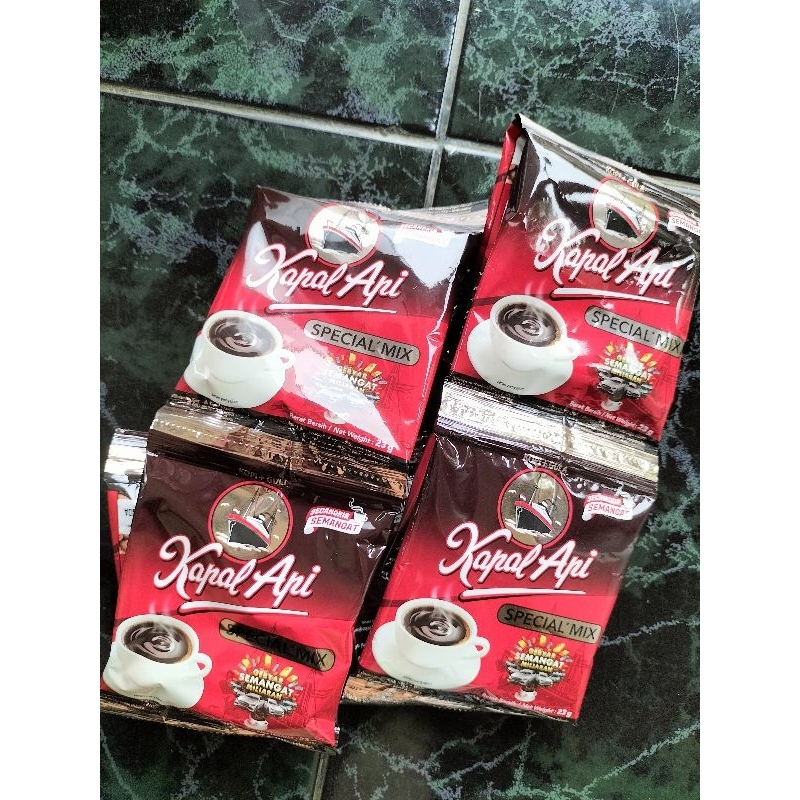 

KOPI KAPAL API SPECIAL MIX RENCENG ISI 10 / KOPI HITAM + GULA KAPAL API