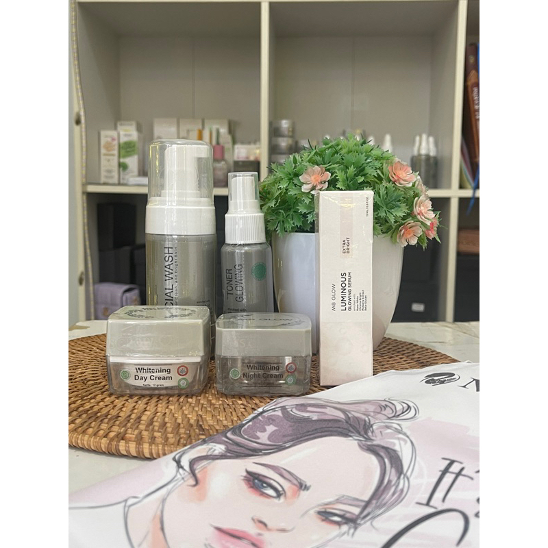 MS GLOW PAKET WHITENING AND LUMINOUS SERUM FREE MINI ESSENCE