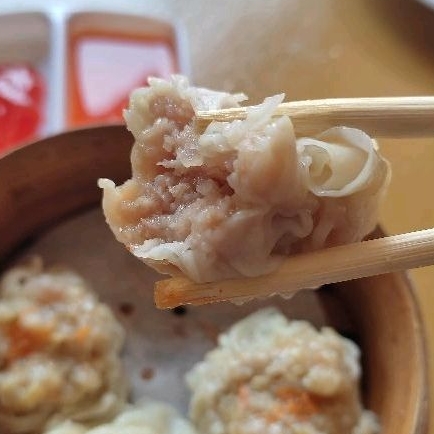 

Dimsum Frozen Mix Ayam dan Udang isi 8 (6pcs dimsum ayam, 2pcs dimsum udang)vacum sealed