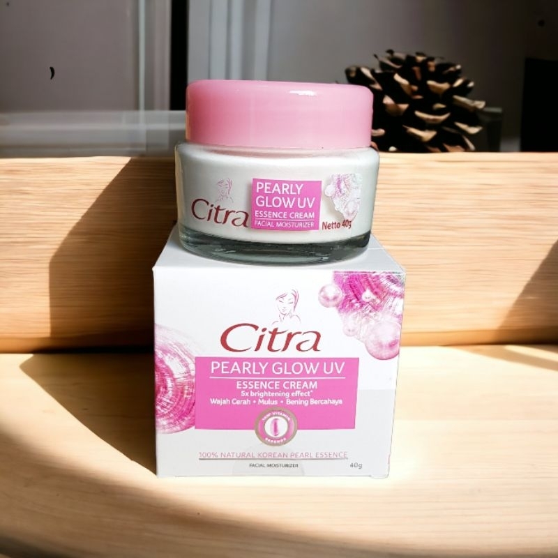 CITRA Pearly Glow UV Essence Cream 40gr 100% Natural Korean Pearl Essence - Krim Pencerah Wajah Faci