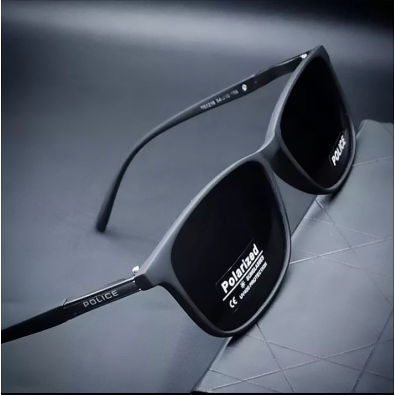 Kacamata Hitam Pria Police Polarized Sunglasses Anti UV 400 Grade Original - Hitam
