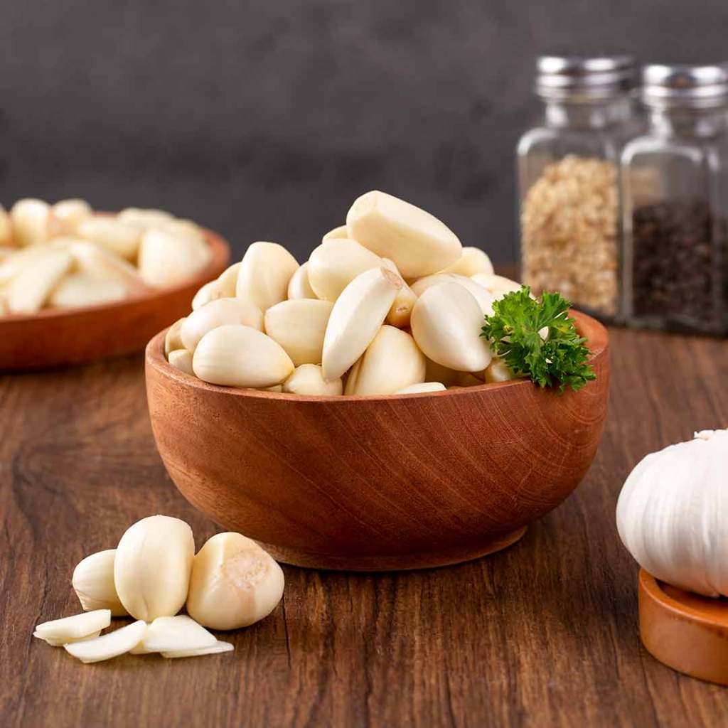 

Bawang Putih Kupas Segar 250 gr / pack