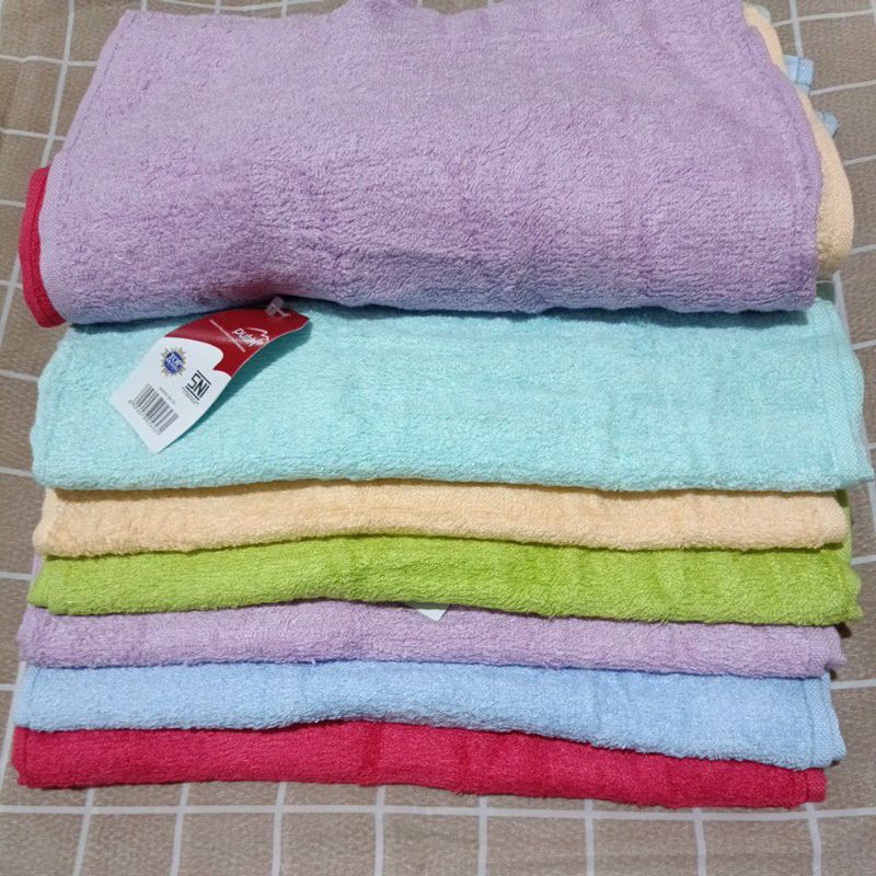 HANDUK KECIL MEREK MERAH PUTIH/HANDUK LEHER 30×70