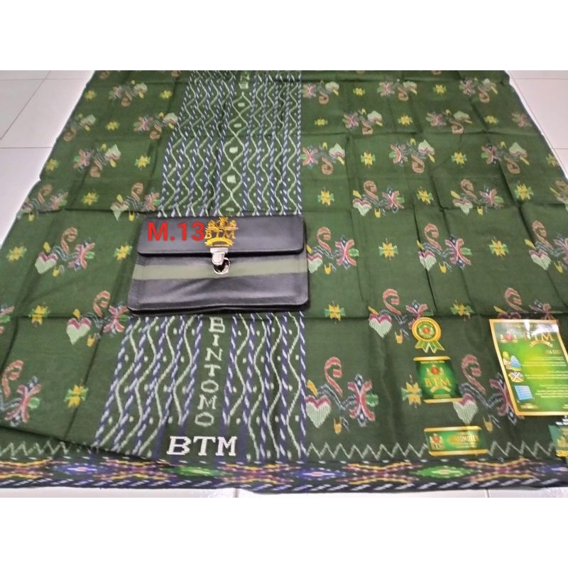 sarung BTM motif MST