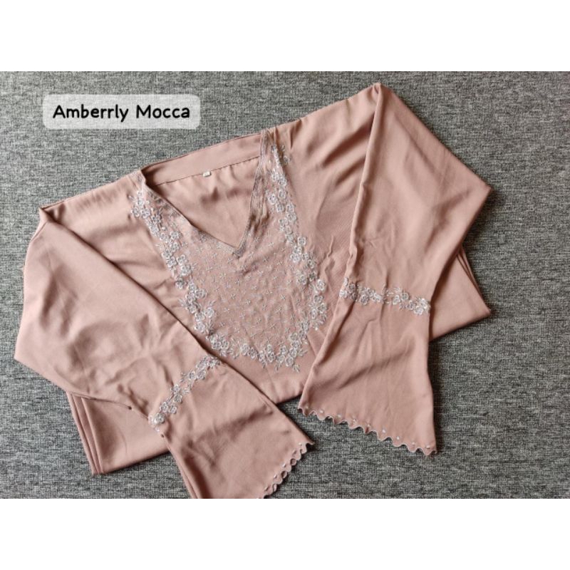 Abaya Amberrly / Abaya sholat / Mukena sholat / Mukena travelling