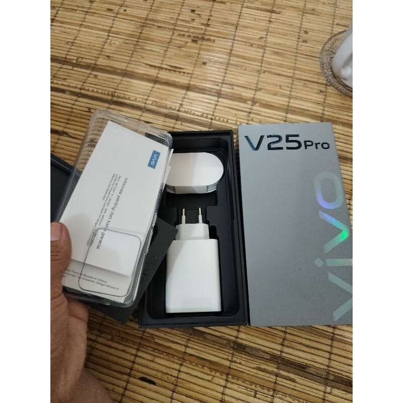 vivo v25pro 5G 12/256 second