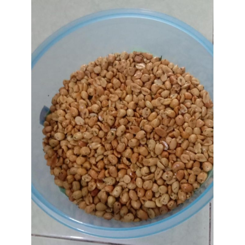 

Kacang Tojin