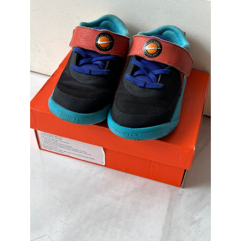 Nike Team Hustle D10 SE Toddler Preloved