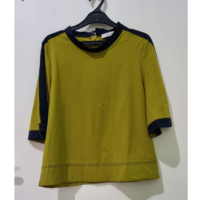 [Preloved] Baju blouse hijau lumut Nikkou