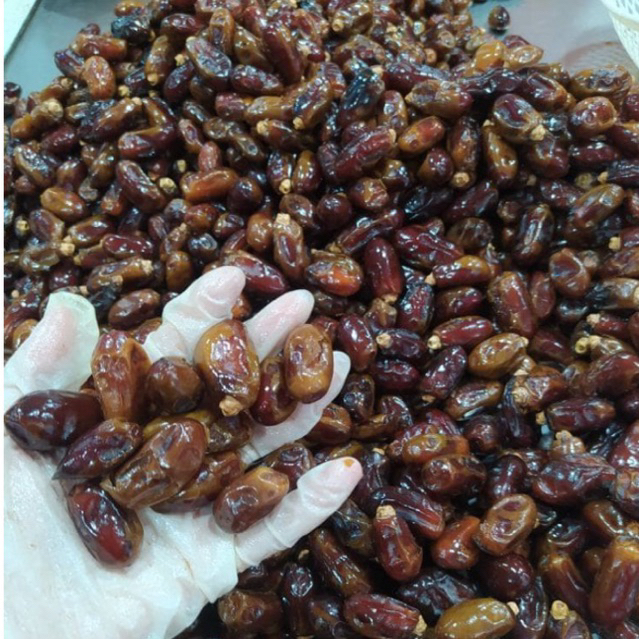 

Kurma Sayer 1kg Basah Madinah Saudi Saad