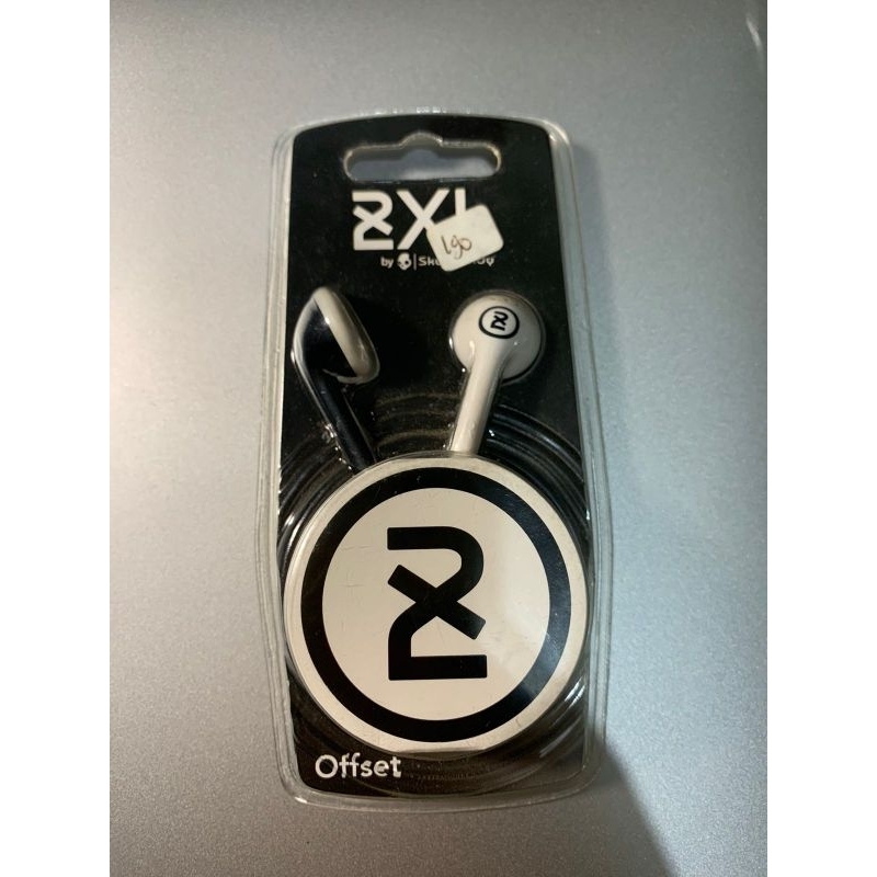 2XL Headphone by Skullcandy | Warna Hitam Putih