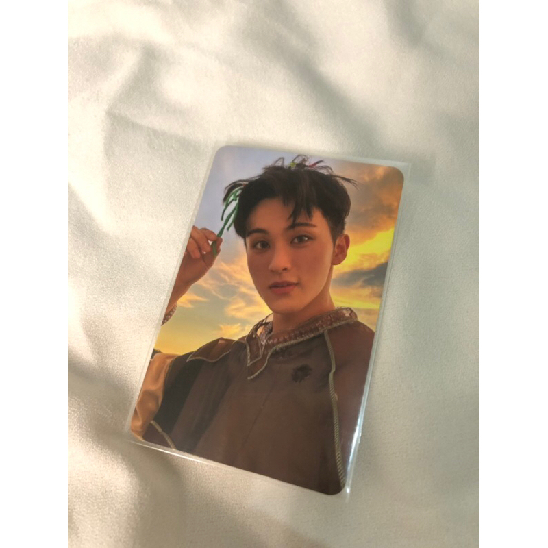 PC OFFICIAL MARK LEE GOLDEN AGE COLLECTING VER