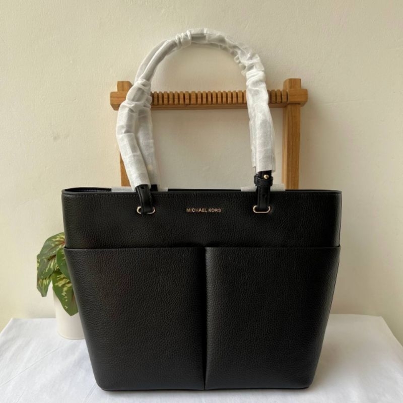 Michael Kors Bedford Leather Medium Top Zip Pocket Tote Black